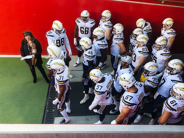 借自己丰富 借自己丰富